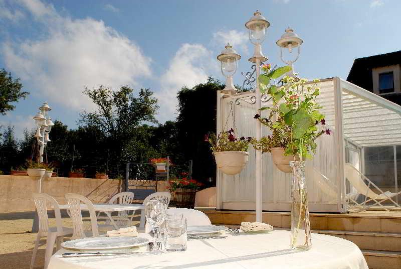 Logis Aux Maisons Exterior photo